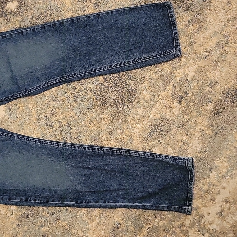 Levis Athletic Style Medium Wash Straight Leg Jean - Picture 2 of 5